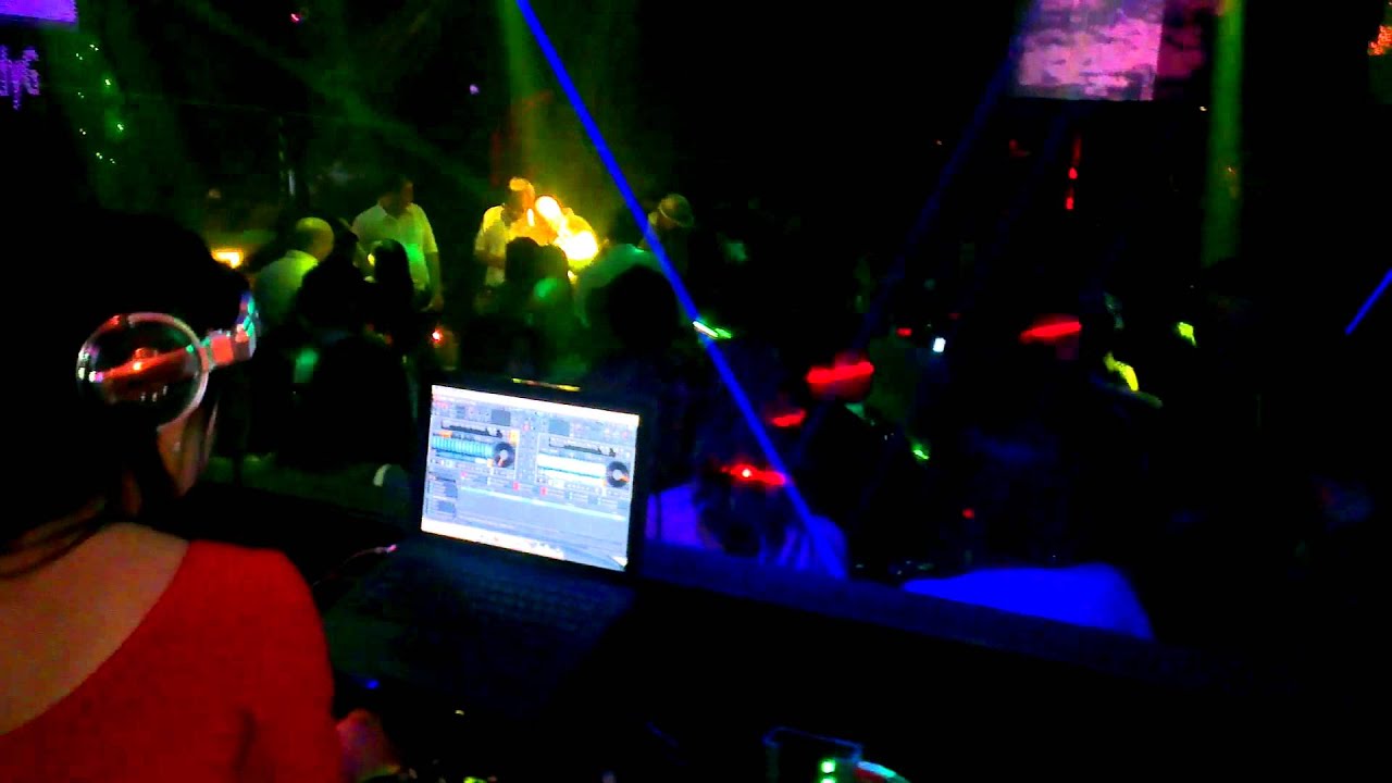 Djtrinity DJ Lady Trinity live@Palladium 12/22/12 - YouTube