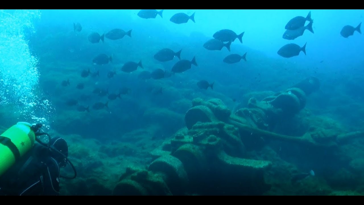 Naufrágios nos Açores - Shipwrecks in the Azores