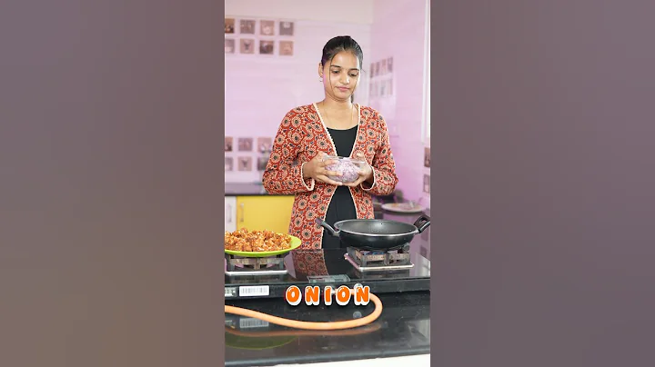 Moni chef ayita 😂 #shorts #shortvideo #shortsfeed #trending #comedy #funny #food #cooking thumbnail