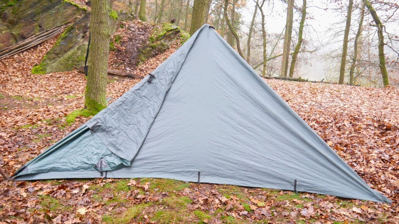 Tarp-Aufbau fr schlechtes Wetter: Pyramide | Zelt