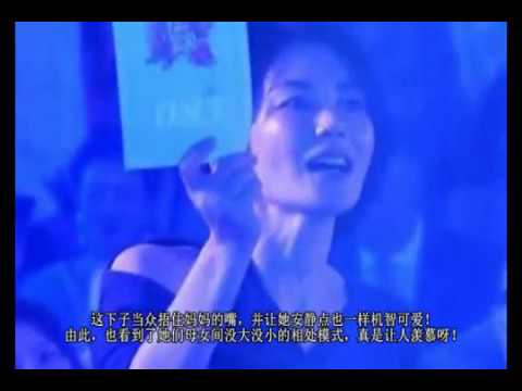 李嫣实力嫌弃喝大的王菲 捂住她嘴：安静喝您的二锅头成吗？