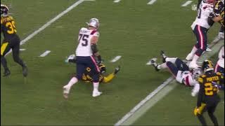 T.J. Watt takes a knee to the head from Ezekiel Elliot