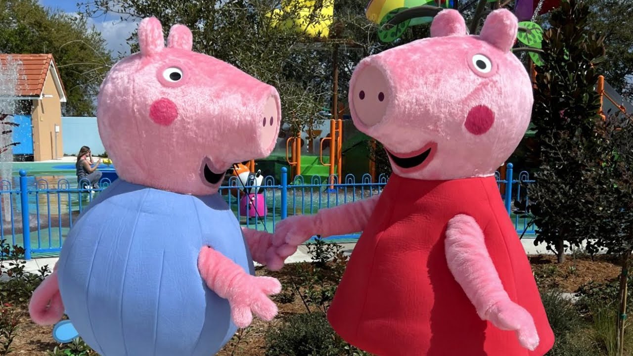Peppa Pig, George, Mummy & Daddy Pig  - Character Meet & Greets at NEW Peppa Pig Theme Park Florida