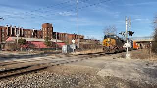 CSX 949 & 5485 Lead Westbound Intermodal Q135 at Chestnut Street