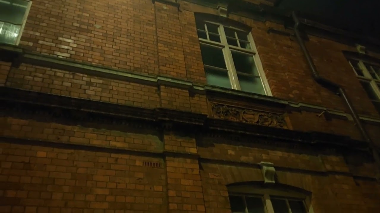 Mysterious Flashing Lights at Swindons Health Hrdro