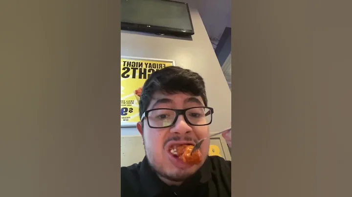 Trying Buffalo Wild Wings for the first time #shorts #food #buffalowildwings