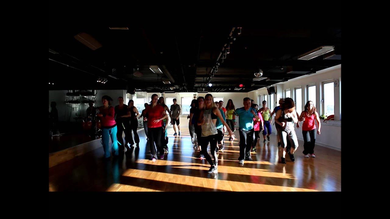 Alicia- Zumba®Twinz -  Eddy Lover - Rueda Rueda