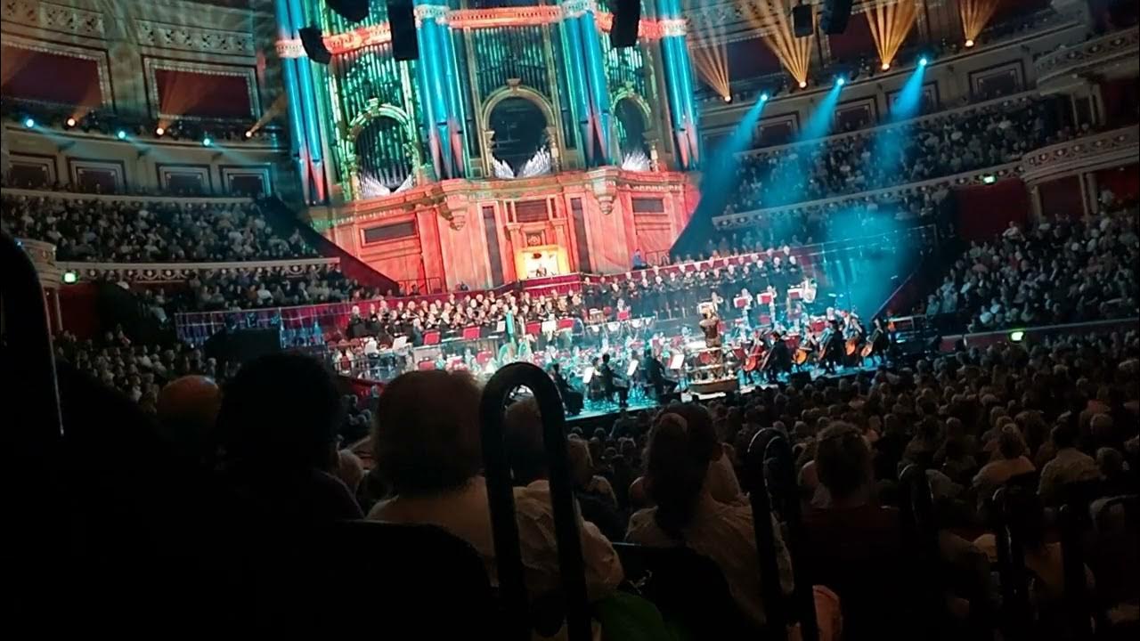 Anna Lapwood, Chevaliers De Sangreal (from Da Vinci Code) at The Royal Albert Hall, London, 15/05/25 Anna Lapwood, Chevaliers De Sangreal (from Da Vinci Code) at The Royal Albert Hall, London, 15/05/25