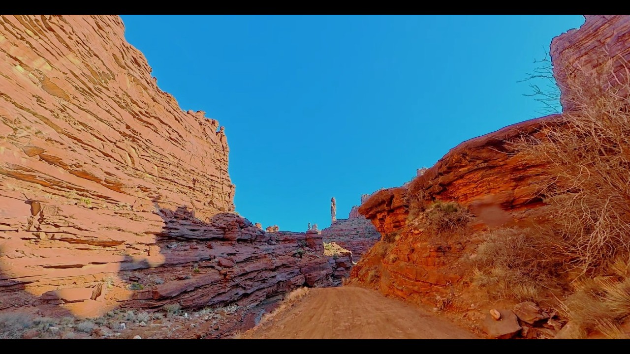 Onion Creek Canyon Road near Fisher Towers & Moab on UT-128 | 4K - 15dec25