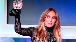 Jennifer Lopez Accepts Vanguard Award to at the #GLAADAWARDS