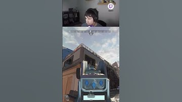 WHAT was this team doing?! #apex #apexlegends #gent #shorts