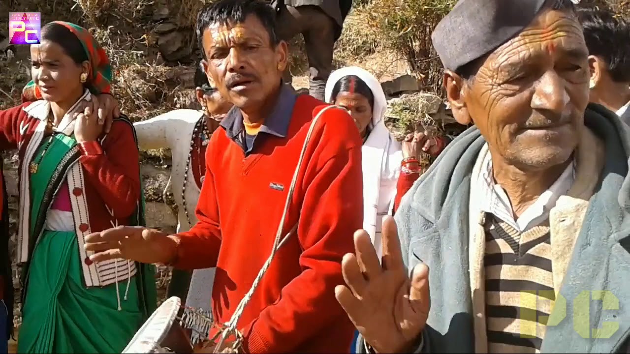 कुमाऊनी झोड़ा चाचरी || कमला गेयू बाली टूटेली ब्यूटीफुल पहाड़ी चाचरी देव भूमि उत्तराखंड