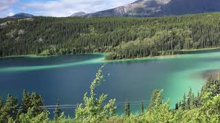 Изумрудное озеро (Emerald Lake). Юкон, Канада.