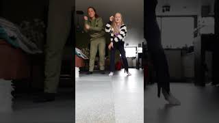 Dansen Met Mijn Zusje