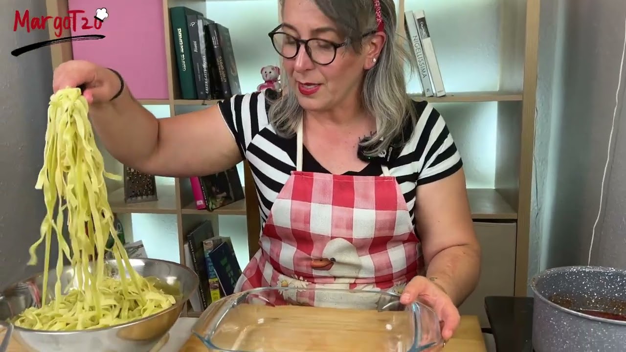 Μακαρονάδα φούρνου με σάλτσα ντομάτας 🍅 | Baked pasta with tomato sauce 🍅 – Video Μακαρονάδα φούρνου με σάλτσα ντομάτας 🍅 | Baked pasta with tomato sauce 🍅 – Video