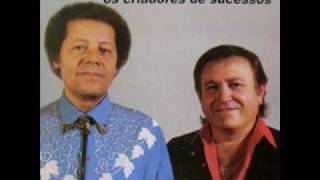 Download Lagu Valderí e Mizael - Cheiro De Amor MP3 Download Lagu Valderí e Mizael - Cheiro De Amor MP3