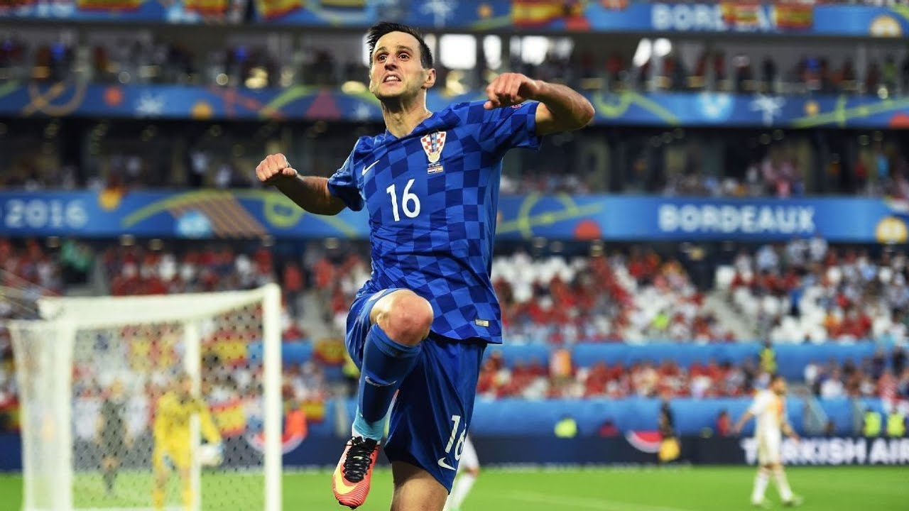 Croatia's Nikola Kalinic sent home after declining to enter as substitute