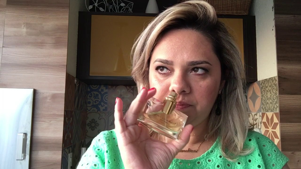 bulgari pour femme resenha