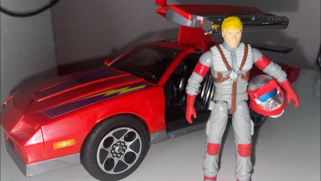 THE LOYAL SUBJECTS  M.A.S.K. Thunderhawk ACTION FIGURE VEHICLE Review! 