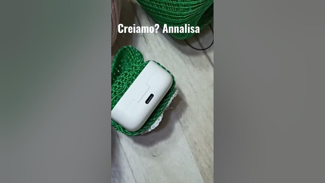 cover ad per Airpods con custodia amigurumi love YouTube