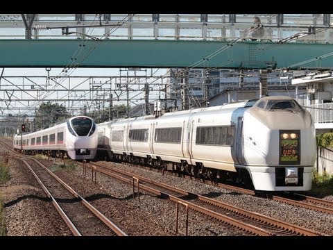 651系スーパーひたちとE657系の離合 南柏にて