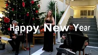 Happy New Year Newa-Ensemble und Aleksandra Rakhmankova
