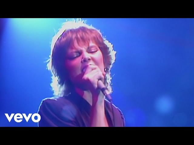 Pat Benatar - Promises In The Dark