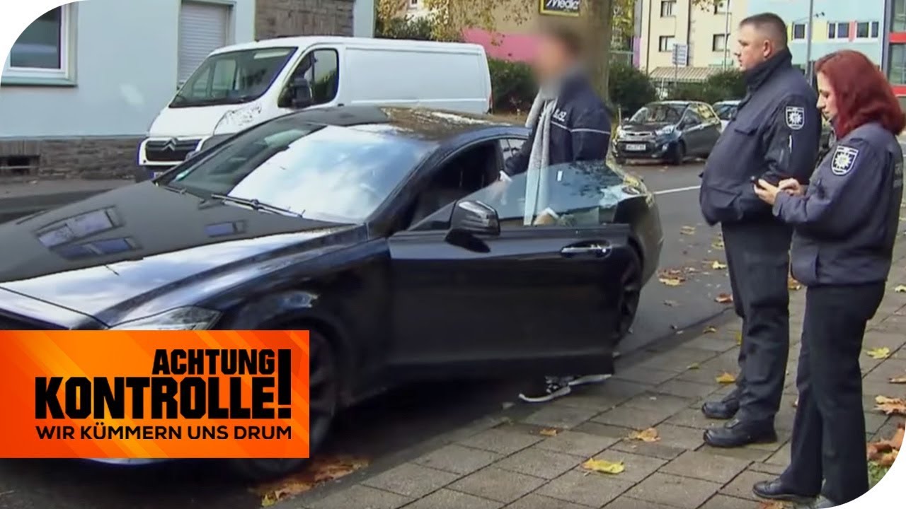 Dreister Mercedes-Fahrer parkt vorm Arbeitsamt falsch und wird frech! | Achtung Kontrolle