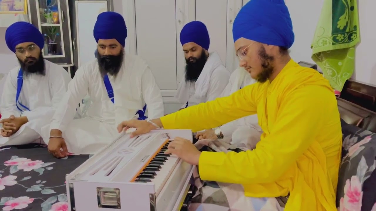 DIWAN INTRO SHAAN   bhai parampreet Singh ji khalsa Nathmalpurwale