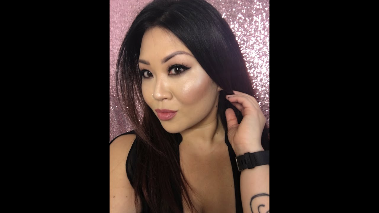 Highlighting With MAC Master Class Brushes