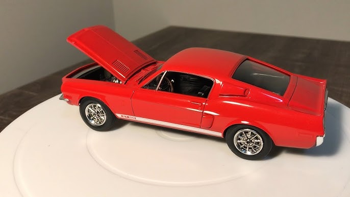 FORD MUSTANG CUSTOMIZED MOTORIZED KIT 1967 ANCIENNE MAQUETTE