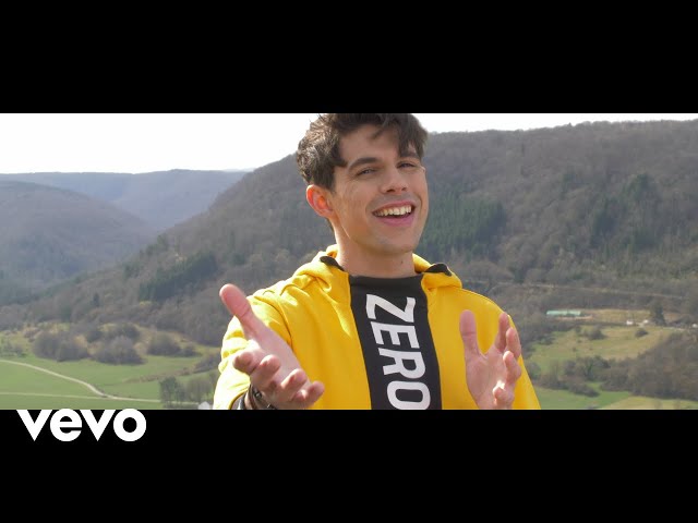 Lilian Renaud - On en verra encore (Clip officiel)