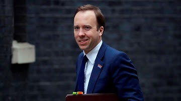 UK health secretary flouts own COVID-19 rules by kissing advisor