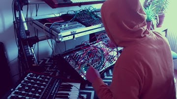 Modular / not an acid jam / Zularic Repetitor fills