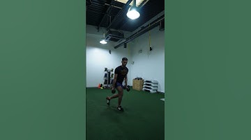 Curtsy Lunge + Bicep Curl