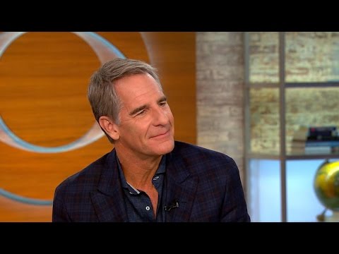 Download Scott Bakula on "NCIS: New Orleans," playing piano and singing
