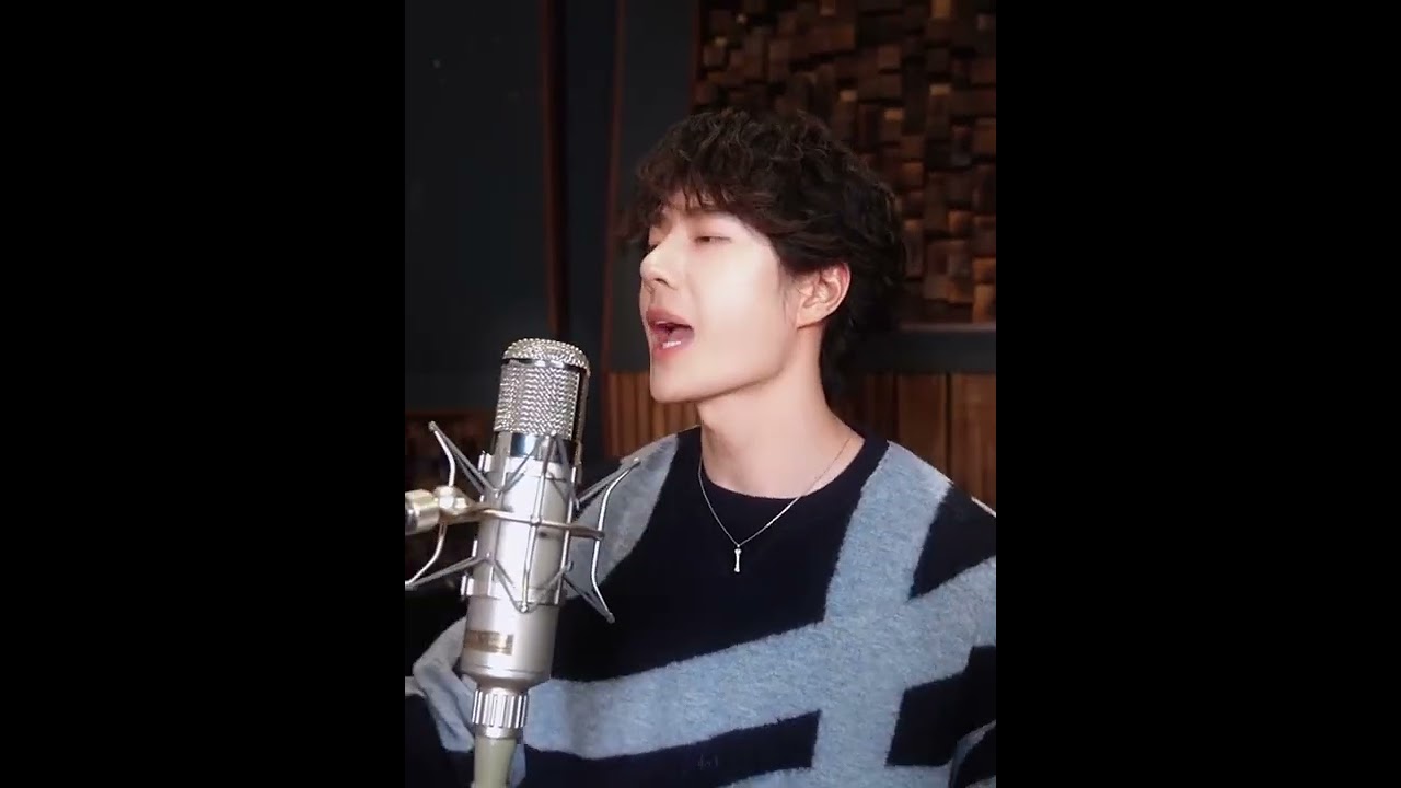 王一博2026 新年快乐go go go - YouTube