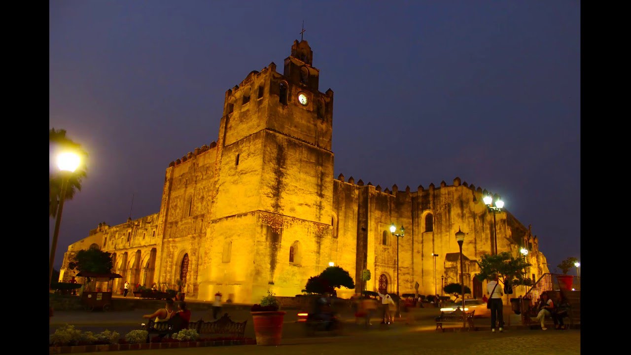 El exconvento de San Agustín, Yuriria (timelapse 4k) YouTube El exconvento de San Agustín, Yuriria (timelapse 4k) YouTube