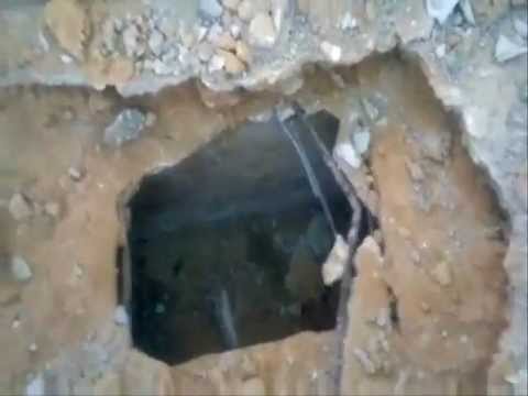 الصوفية يتبركون بقبر فارغ في مدينة سلوق ليبيا