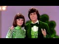 Donny &amp; Marie Osmond - &quot;I&#39;m Looking Over A Four Leaf Clover&quot;