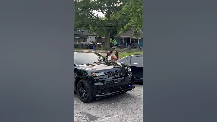 LIL BABY PULLIN UP TO HIS HOOD#tiktok #atl #baby #youtube #4pf #lilbaby #atlanta #rap #youtubeshorts