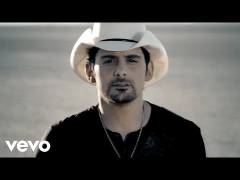 Brad Paisley - Remind Me  ft. Carrie Underwood (Official Video)