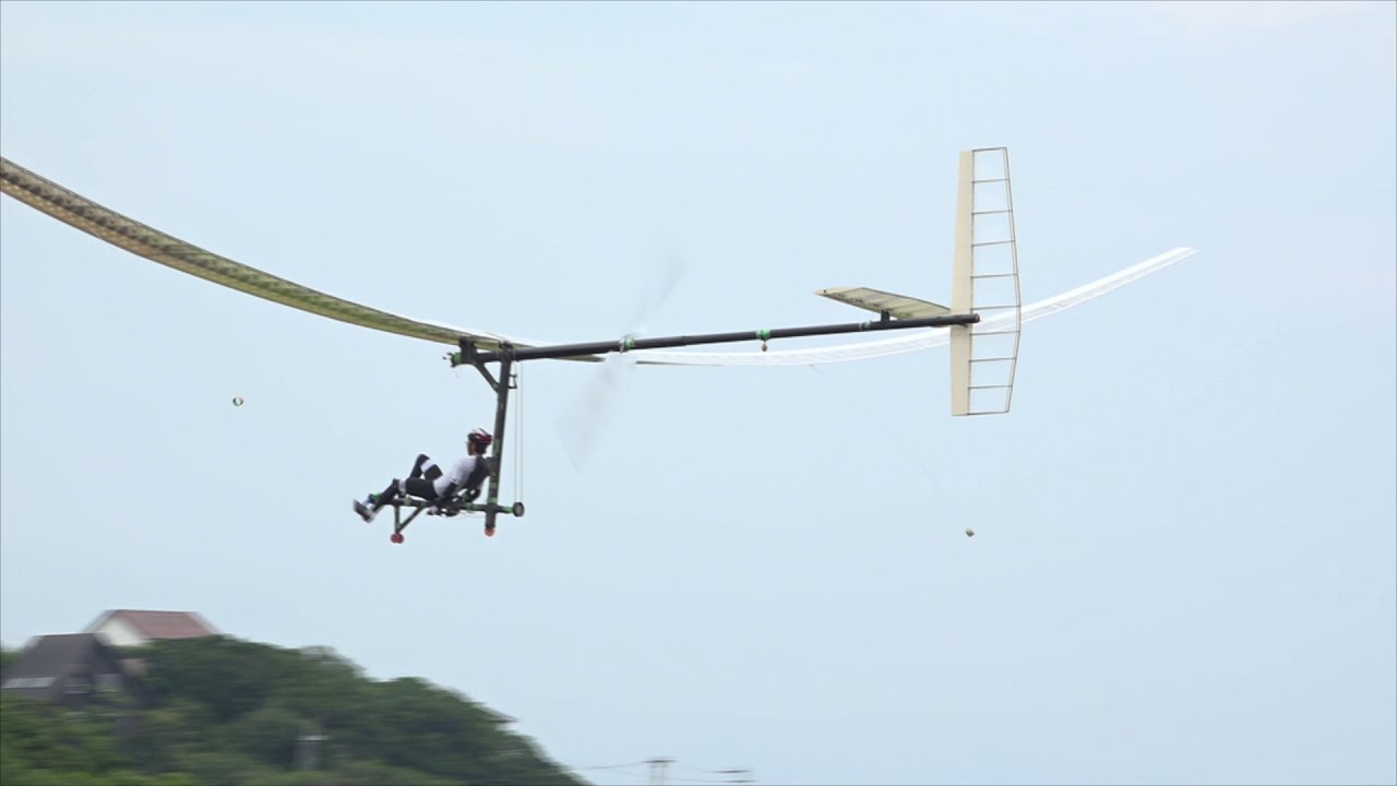 空飛ぶブータン Human-powered aircraft flight by Sakai WindMill Club 2019 Tsurugi