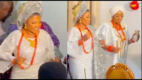 Beautiful!  Ooni Of Ife's 4th Wife Holds Hands & Dances With Ooni's 6th Wife On Their Wedding