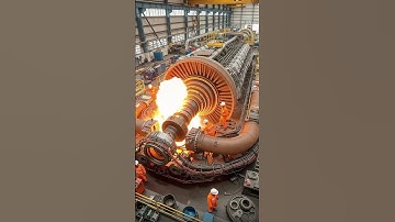Steam turbine on container ship failed structurally after unexpected water supply