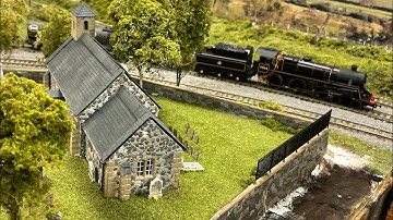 New Loco And Running Session | Church Yard Update | Bricketon Model Railway