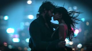 Pull Me Closer – Emyvora | Official Music Video