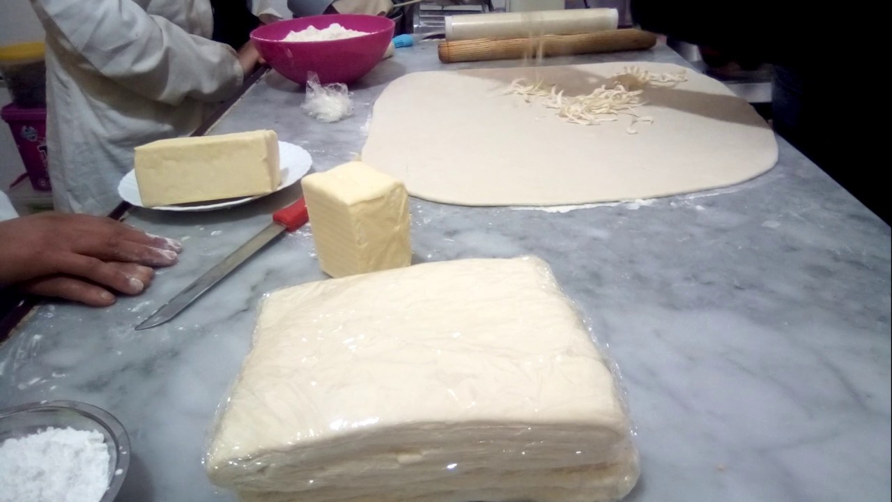 جاتك صعيبة العجينة المورقة😔متخافيش ادخلي معايا لورشة ليندا تشوفيها بابسط طريقة و ثلاثة أنواع😍||Lin