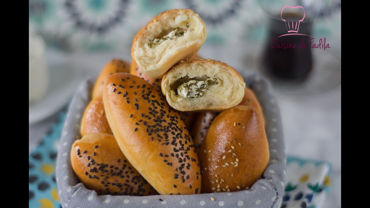 Petit pain turc au fromage et persil: Poğaça