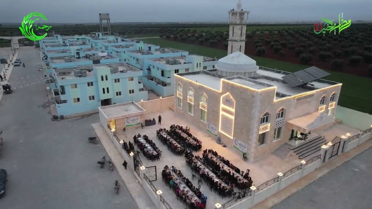 إفطار  رمضاني جماعي لأهلنا في قرية السلام  الثانية في مدينة إعزاز ريف حلب الشمالي